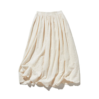 特別感のある　ふんわり広がるフラワー刺繍ロングスカート　裏地付き　ギャザースカート　250603