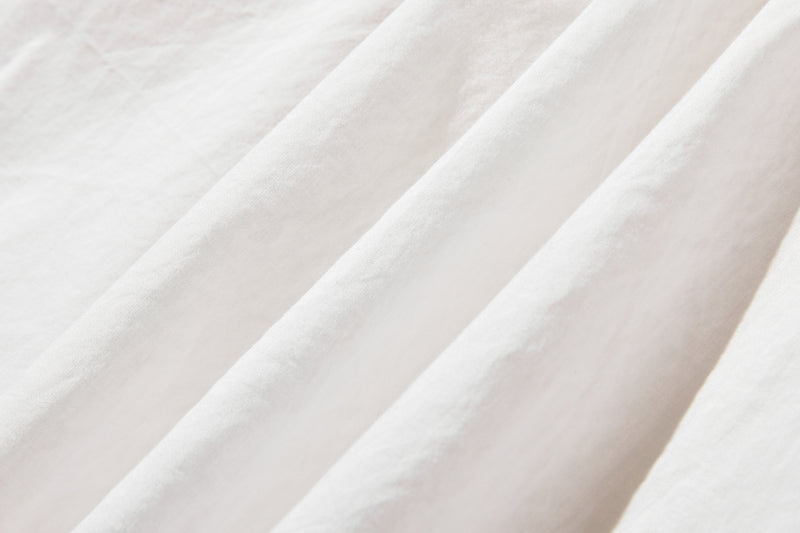 季節を超えて活躍する大人カジュアルな一枚  刺繍生地　長袖ブラウス　薄手　コットン　250504-1