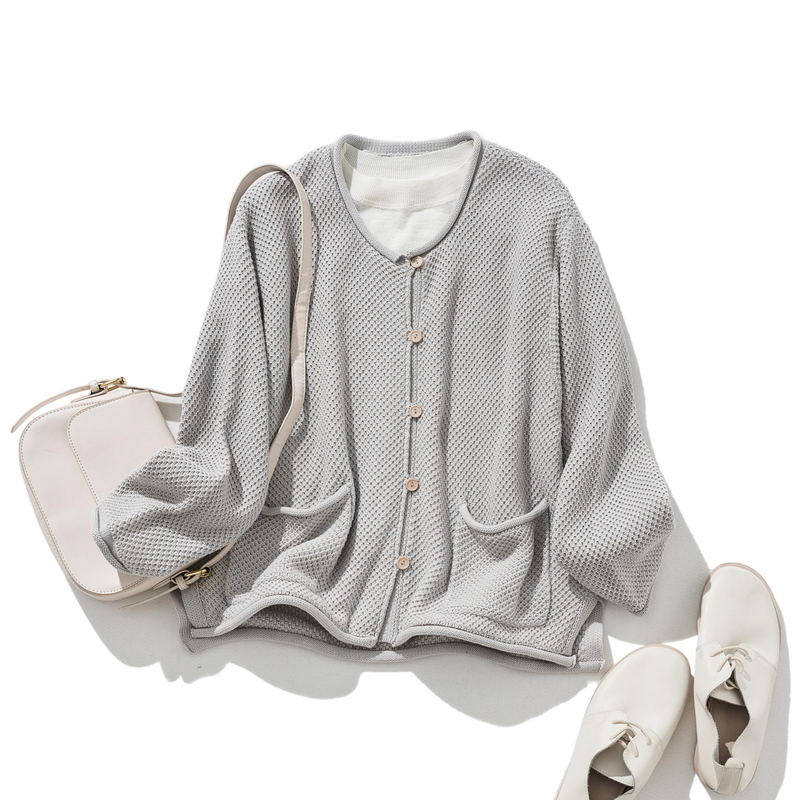 寬鬆的珠地網眼針織開襟衫，可隨意穿著 250203