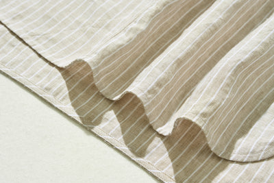 A sophisticated shirt dress made from 100% linen with long sleeves. Product code: 240904 