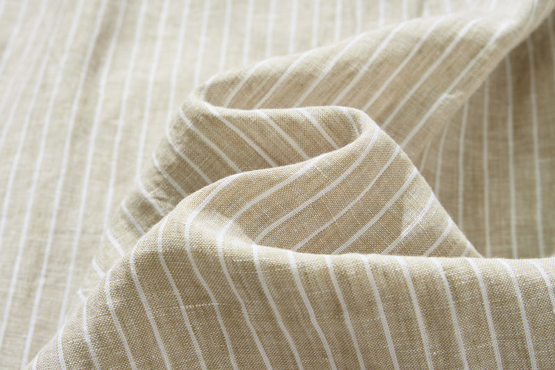 A sophisticated shirt dress made from 100% linen with long sleeves. Product code: 240904 