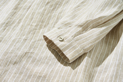 A sophisticated shirt dress made from 100% linen with long sleeves. Product code: 240904 