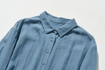 A sophisticated shirt dress made from 100% linen with long sleeves. Product code: 240904 