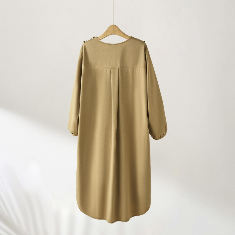 一款能滿足您時尚品味的荷葉邊設計外套。