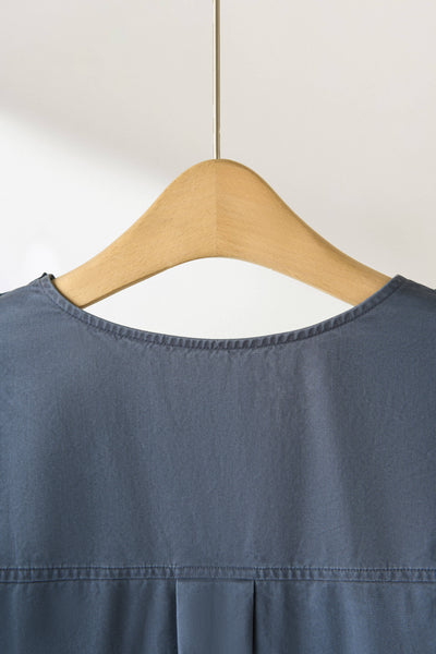 一款能滿足您時尚品味的荷葉邊設計外套。