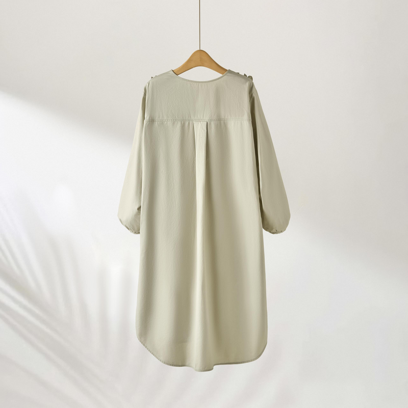 一款能滿足您時尚品味的荷葉邊設計外套。