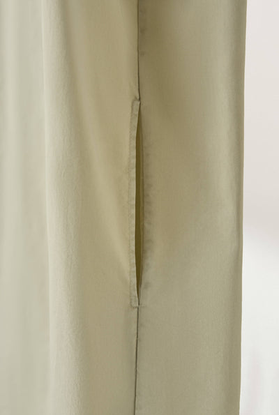 一款能滿足您時尚品味的荷葉邊設計外套。