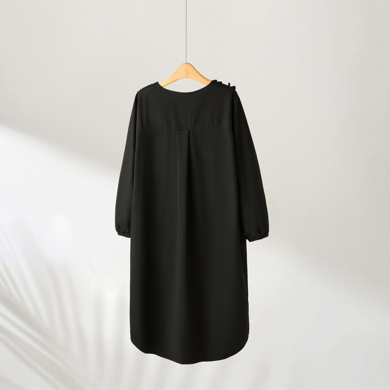 一款能滿足您時尚品味的荷葉邊設計外套。