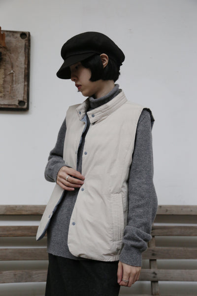 【両面着用できるダウンベスト】寒い季節の必須アイテム！秋冬ダウンベスト　　251109