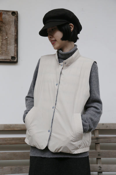 【両面着用できるダウンベスト】寒い季節の必須アイテム！秋冬ダウンベスト　　251109