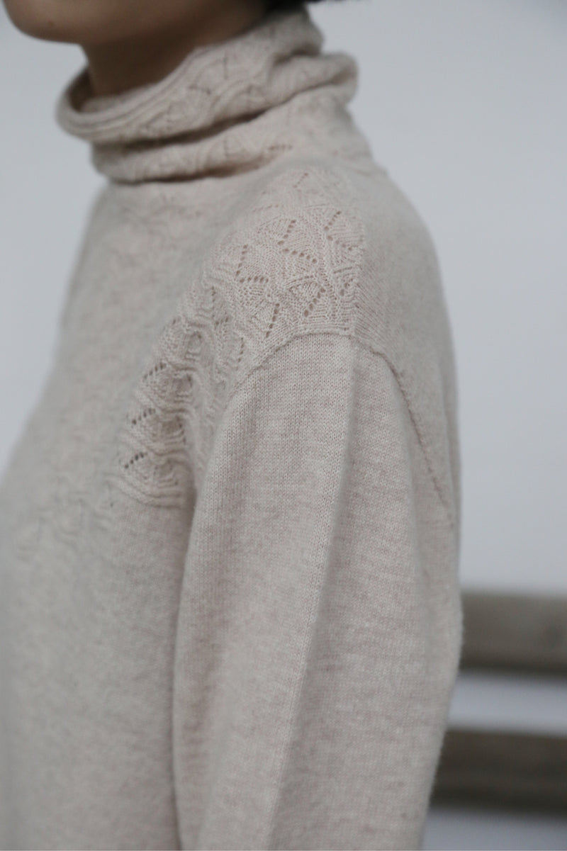 温かさと上質さを兼ね備えた、冬の必須タートルネックニット　ウールニット　セーター　四色　251110