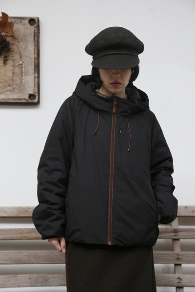 軽さと温かさの新次元。日常を洗練する、スポーティなダウンジャケット ダウンコート 251123-1