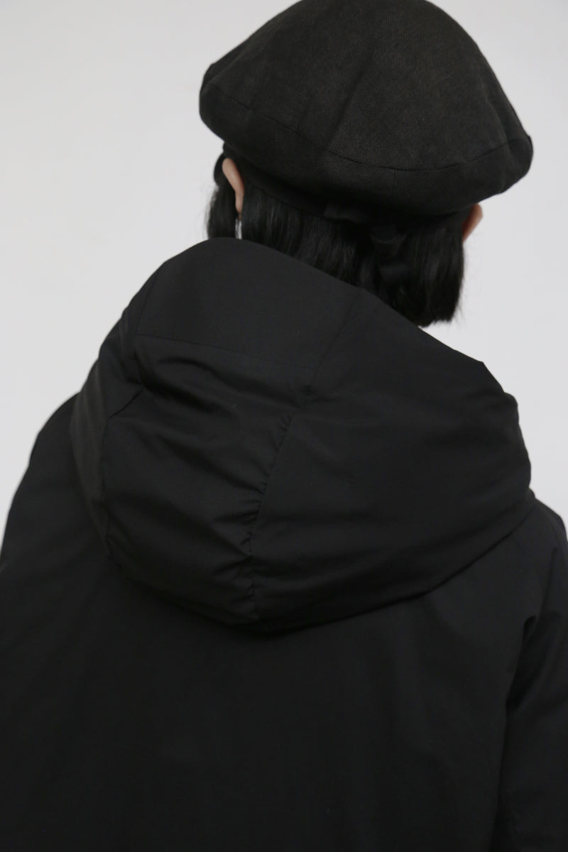 軽さと温かさの新次元。日常を洗練する、スポーティなダウンジャケット ダウンコート 251123-1