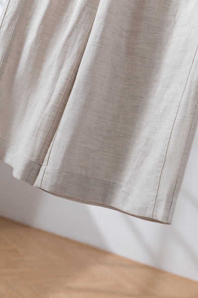 年間を通じて快適に着用できるワイドパンツ　シワになりにくいロングパンツ　　250904