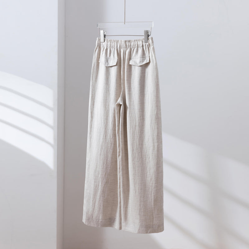 年間を通じて快適に着用できるワイドパンツ　シワになりにくいロングパンツ　　250904