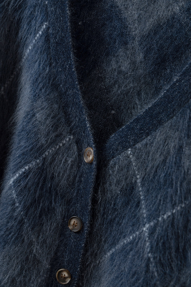 防寒性とおしゃれさを兼ね備えた、秋冬の必須アイテム ウールとカシミヤ混カーディガン　251124