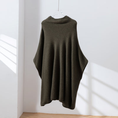 上質な温もりと自由なスタイリングを演出　ウールセーター ケープ風ニット　カシミヤセーター　251125