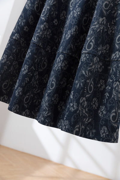 【秋冬の定番】ボリュームシルエットが華やか！エレガントな柄スカート 紺色　251112-1