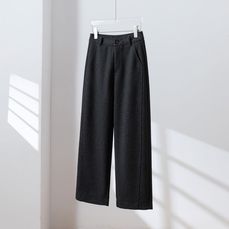 機能性とデザイン性を兼ね備えた、秋冬ワイドパンツ　ボンディング素材パンツ　ダークグレー251117-1