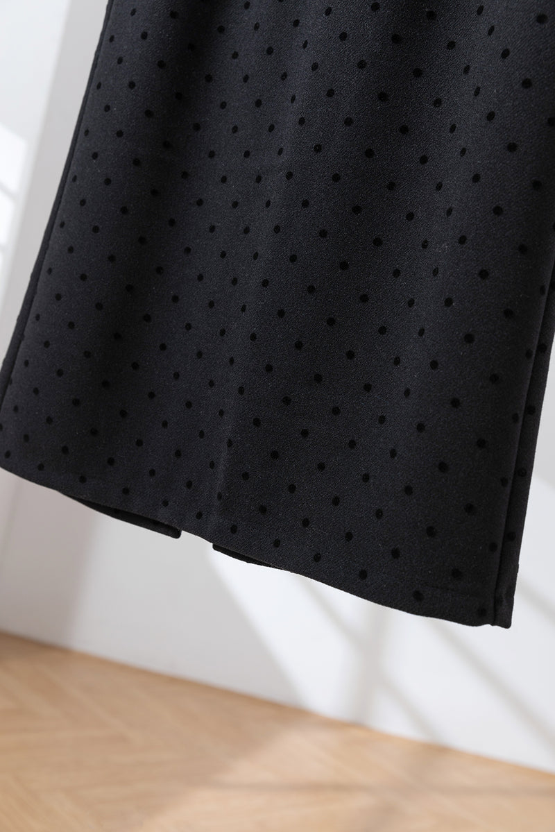 さまざまな着回しができるロングスカート　マキシ丈スカート　ドット柄スカート　251116