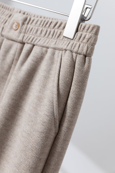 寒い季節も穿くだけであったか ウール混ボンディング生地　テーパードパンツ　251119