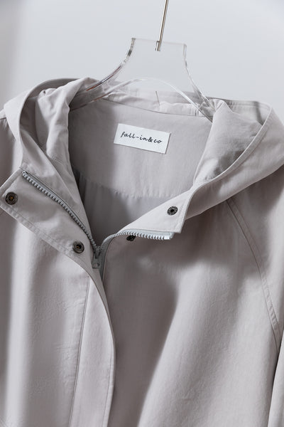 「理想の1枚」立体フードがおしゃれな、ポケットデザインのショートブルゾン　アウター　251001-1