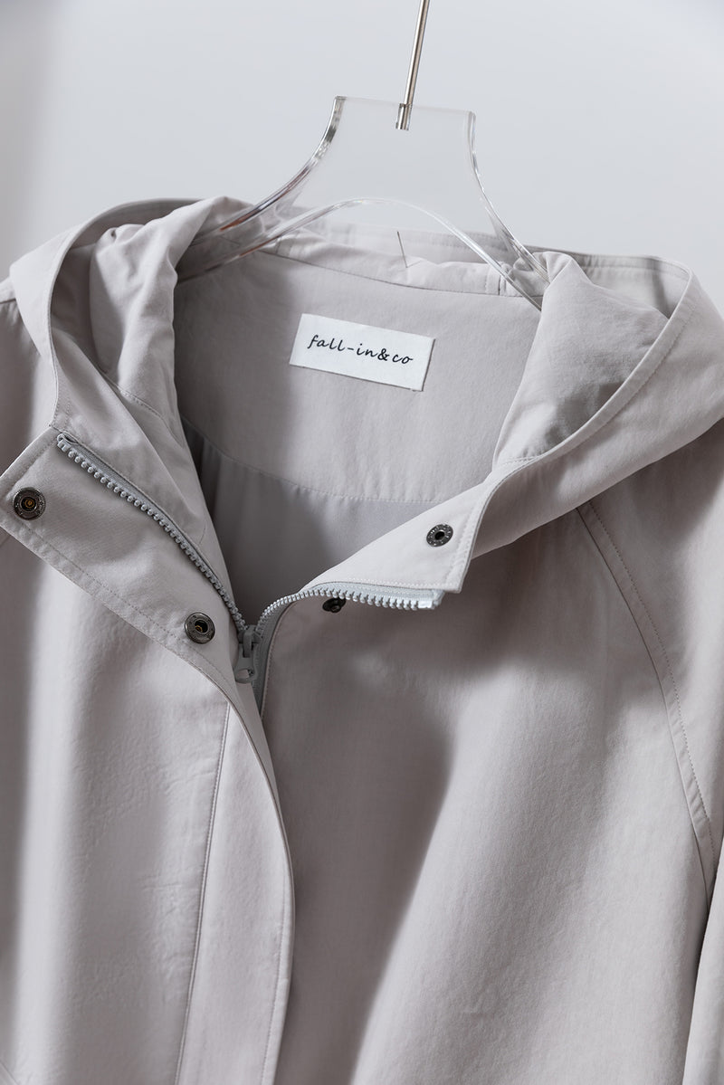 「理想の1枚」立体フードがおしゃれな、ポケットデザインのショートブルゾン　アウター　251001-1