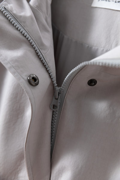 「理想の1枚」立体フードがおしゃれな、ポケットデザインのショートブルゾン　アウター　251001-1