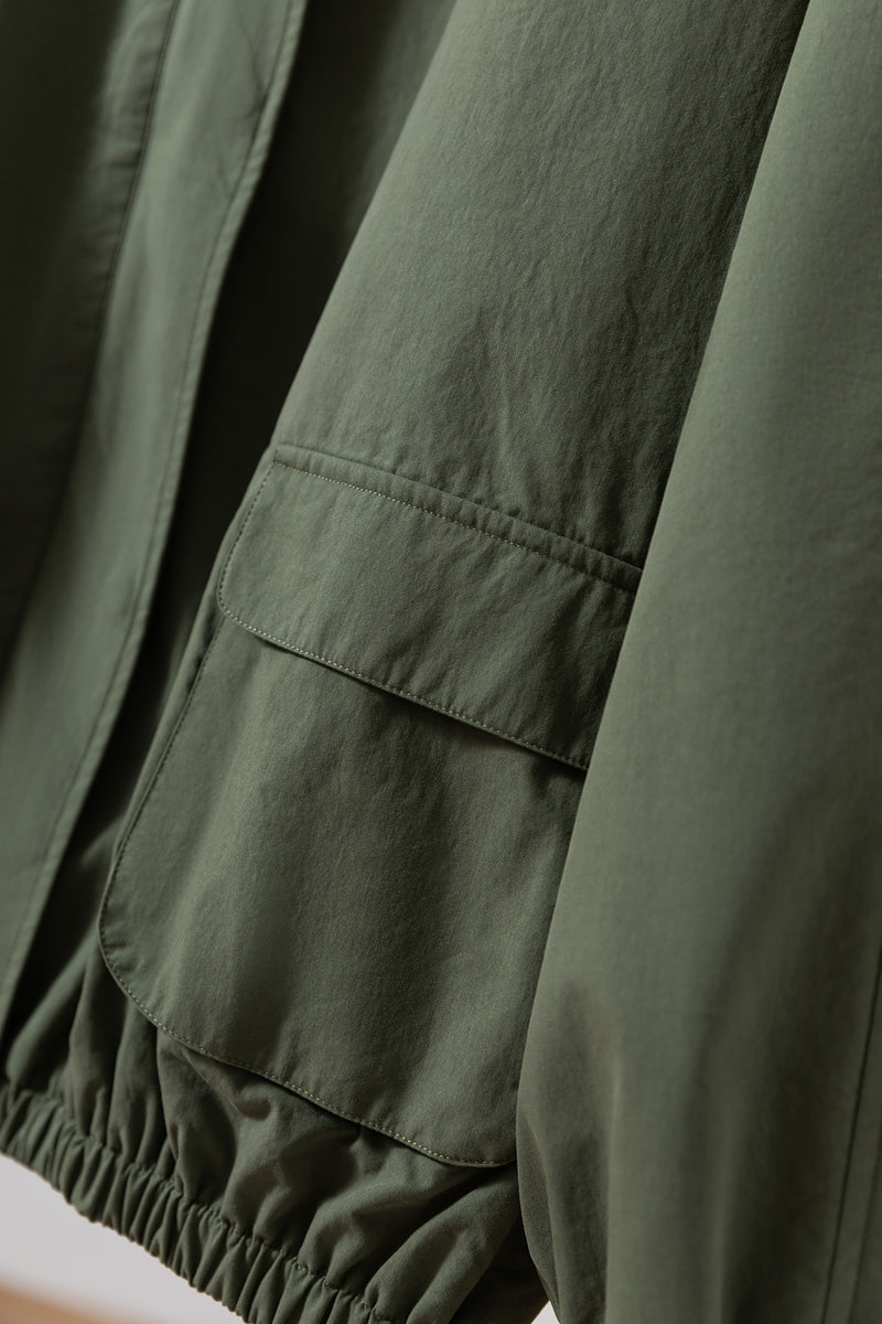 「理想の1枚」立体フードがおしゃれな、ポケットデザインのショートブルゾン　アウター　251001-1