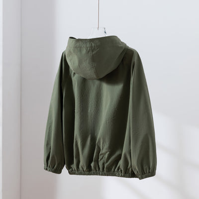 「理想の1枚」立体フードがおしゃれな、ポケットデザインのショートブルゾン　アウター　251001-1