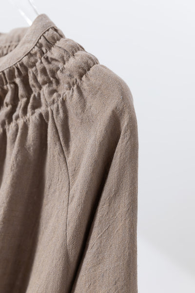 ハンドメイド感たっぷりのチュックドブラウス　 リネン100％　リネンブラウス ピンク　250810