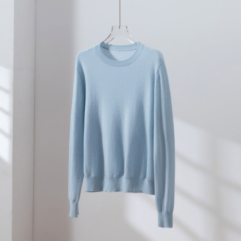 The ultimate in comfort thanks to soft fibers. 100% cashmere crew neck cashmere sweater 251002