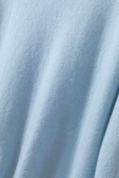 The ultimate in comfort thanks to soft fibers. 100% cashmere crew neck cashmere sweater 251002