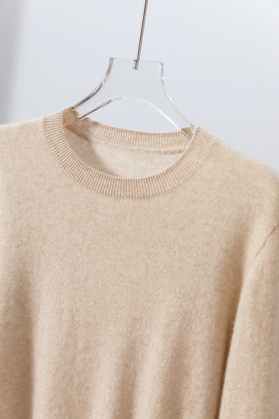 The ultimate in comfort thanks to soft fibers. 100% cashmere crew neck cashmere sweater 251002