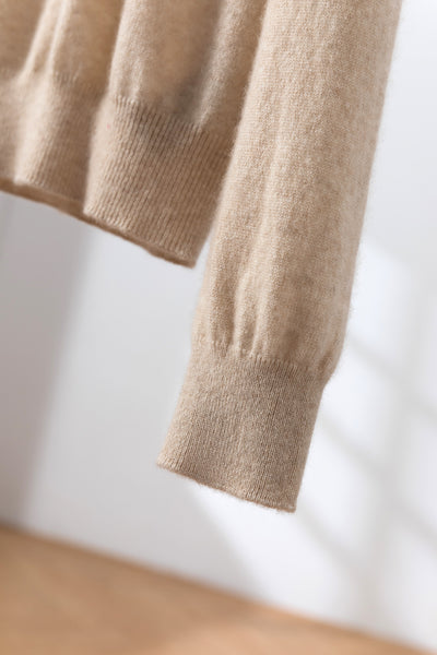 The ultimate in comfort thanks to soft fibers. 100% cashmere crew neck cashmere sweater 251002