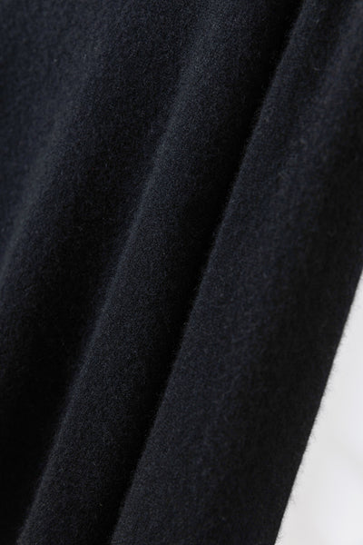 The ultimate in comfort thanks to soft fibers. 100% cashmere crew neck cashmere sweater 251002