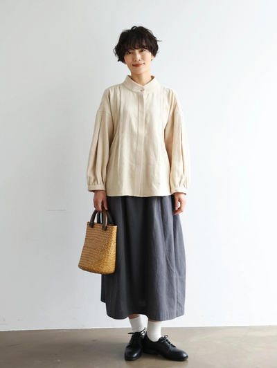 立体タックが美しい コットンリネン ルーズシルエットシャツ 　 250415