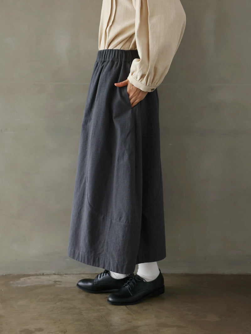 季節を超えた着心地の良さ コクーン型スカート　コットンリネン千鳥格子生地　裏地付き　ロングスカート　250401-1