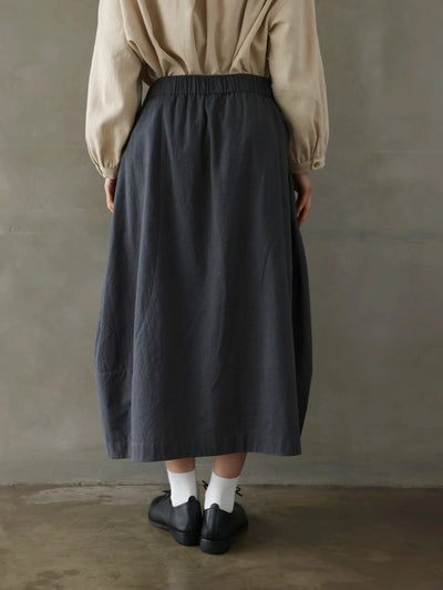 季節を超えた着心地の良さ コクーン型スカート　コットンリネン千鳥格子生地　裏地付き　ロングスカート　250401-1