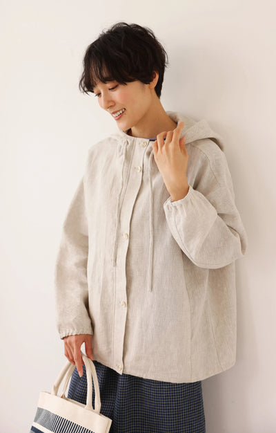 着る人を選ばない、長く愛用できる一枚 リネン100% フード付きブルゾン 秋冬アウター　250902