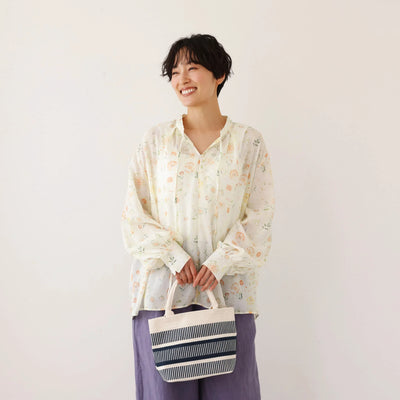 涼しげでおしゃれ！夏の日焼けとめブラウス　長袖プリントブラウス　テンセル リネン　250713-1