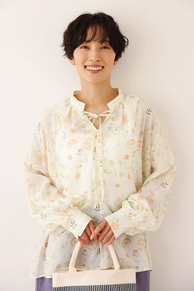 涼しげでおしゃれ！夏の日焼けとめブラウス　長袖プリントブラウス　テンセル リネン　250713-1