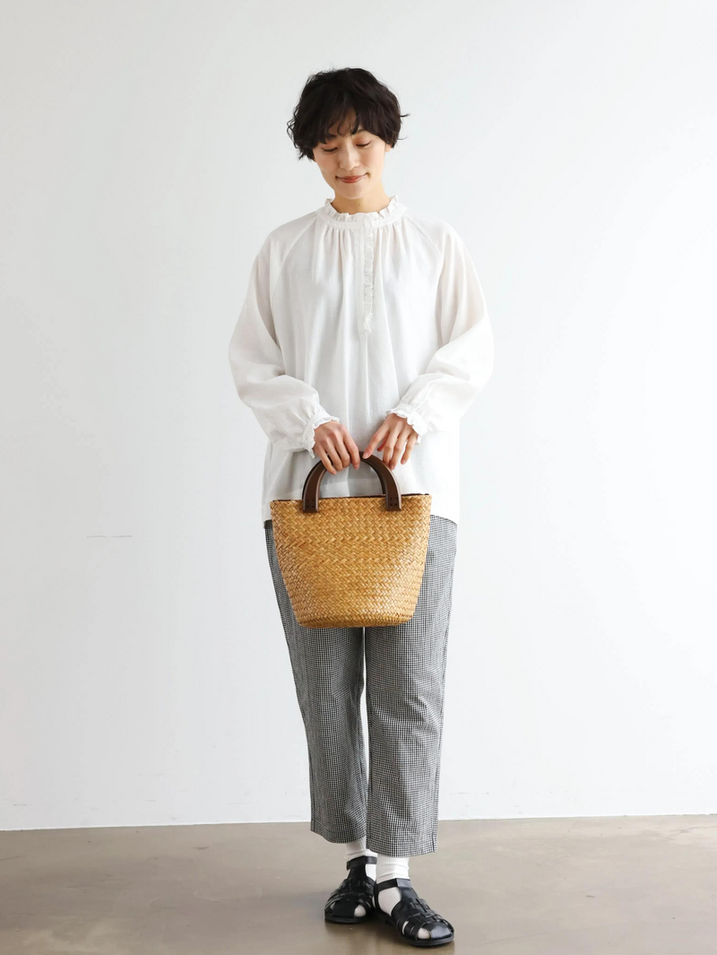 Elegant ruffled long-sleeved blouse, cotton linen, 250418 