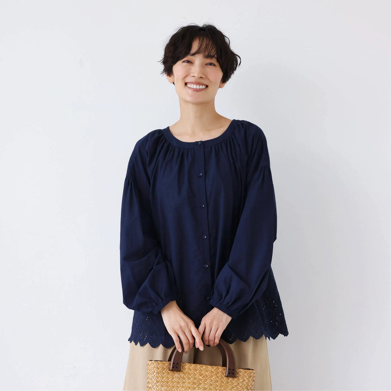 【繊細なスクラップ刺繡が華やか】オールシーズン愛用できる綿素材レースブラウス　前後２way 　250911