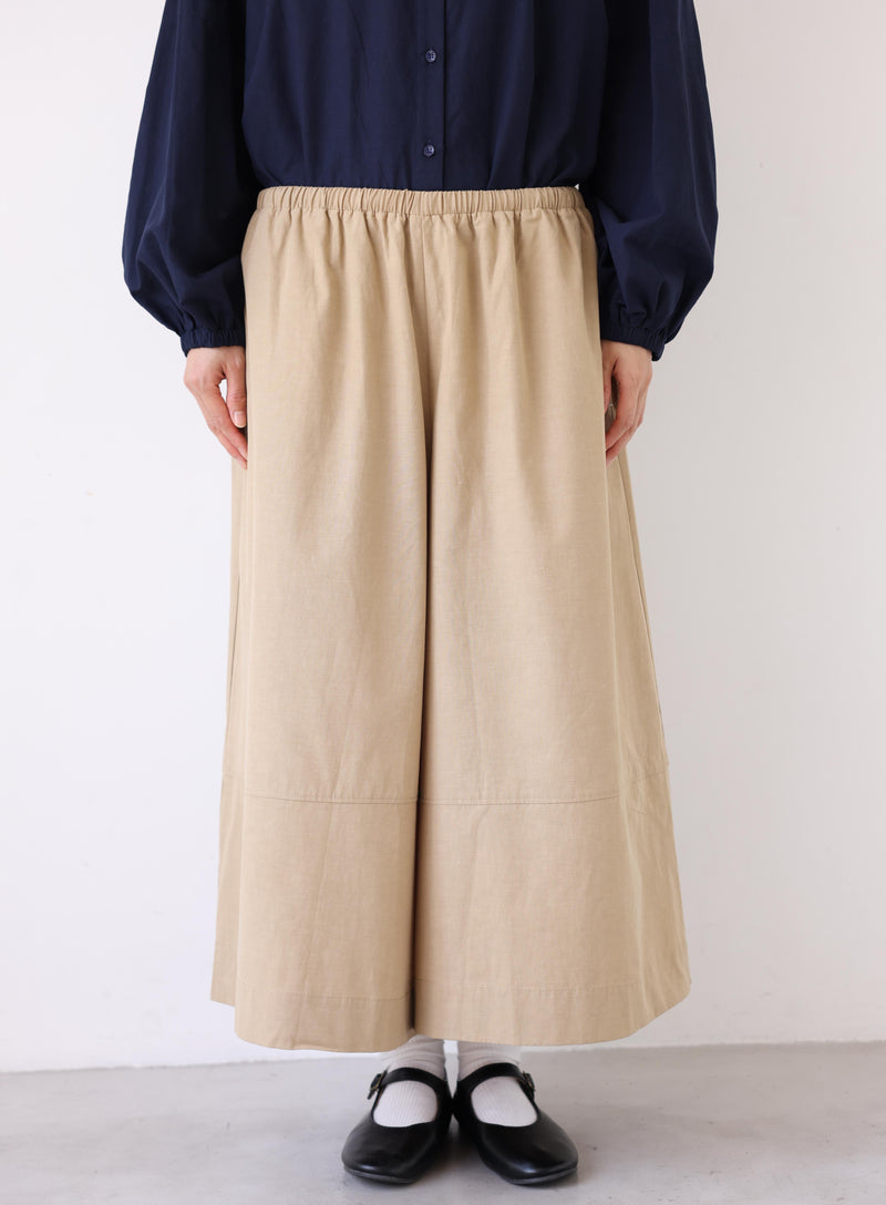 Wide-leg pants with the elegance of a skirt. Perfect for year-round wear. Eco-friendly lyocell and cotton flared wide pants. Product code: 250804