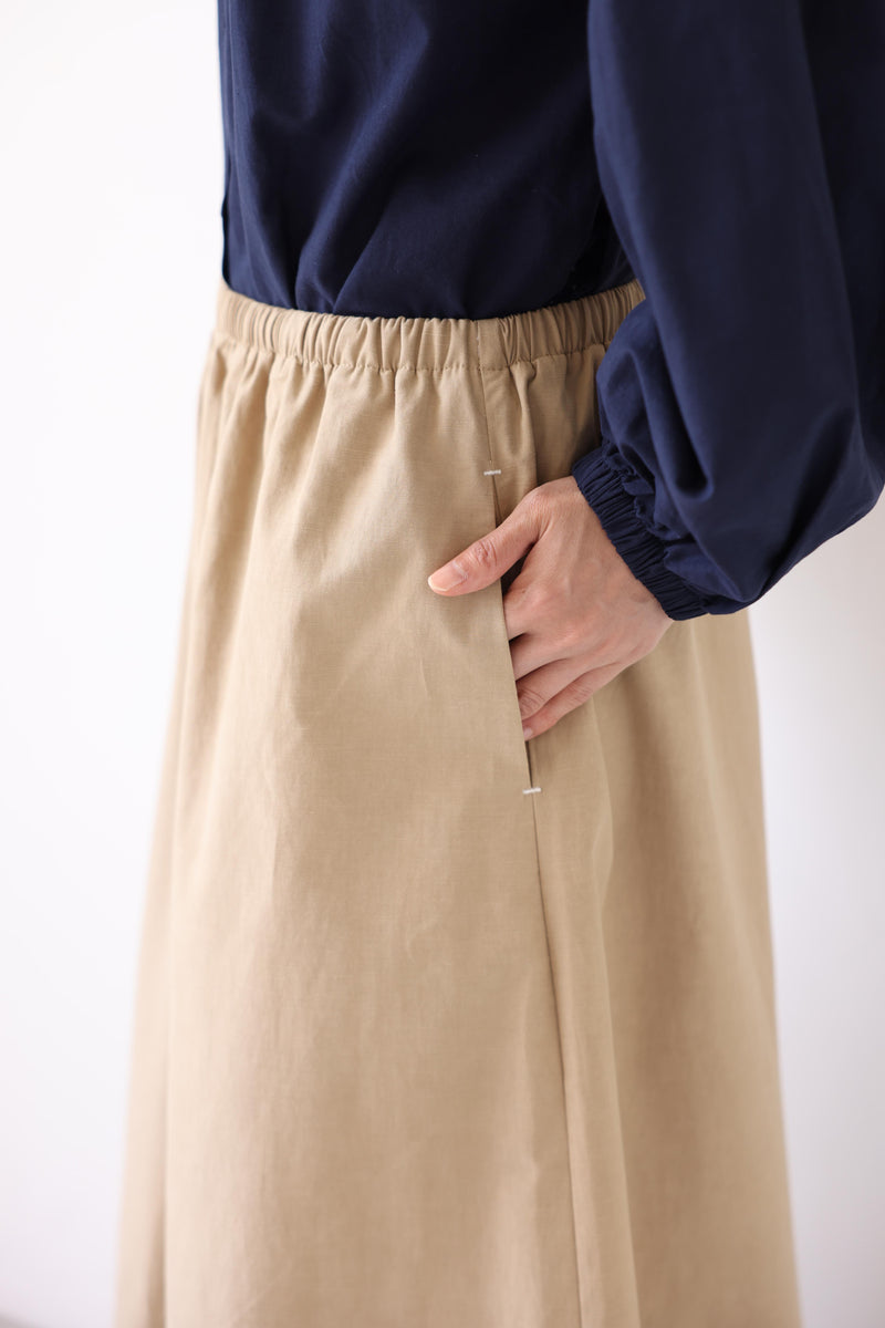 Wide-leg pants with the elegance of a skirt. Perfect for year-round wear. Eco-friendly lyocell and cotton flared wide pants. Product code: 250804