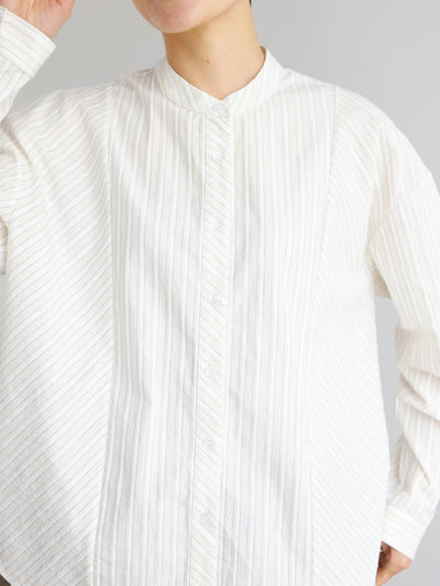 実用性と上品さを兼ね備えたストライプシャツ コットンジャガードストライプシャツ　250507