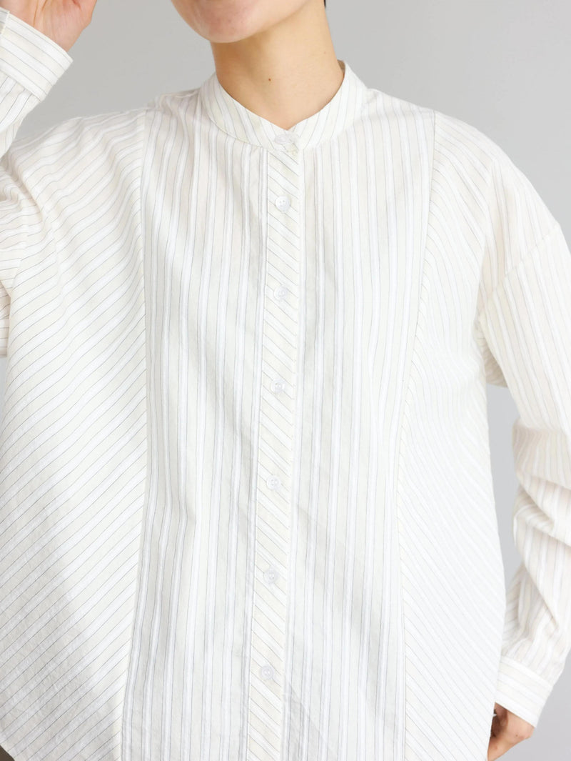 実用性と上品さを兼ね備えたストライプシャツ コットンジャガードストライプシャツ　250507