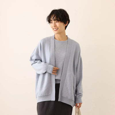 穿上它就能讓您看起來很棒的羊毛開襟衫。 