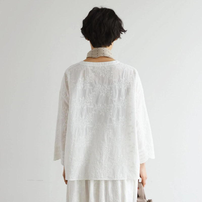 優雅で快適な七分袖レースカーディガン　刺繍コットン100％　　250511